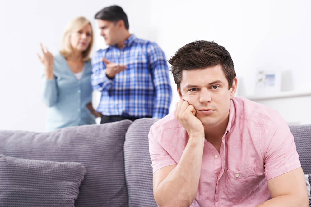 Pros and Cons of Living With Your Parents After Rehab | American ...